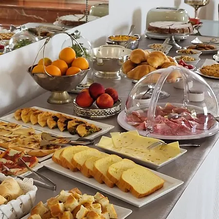 Pensión Villamara Luxury 4*