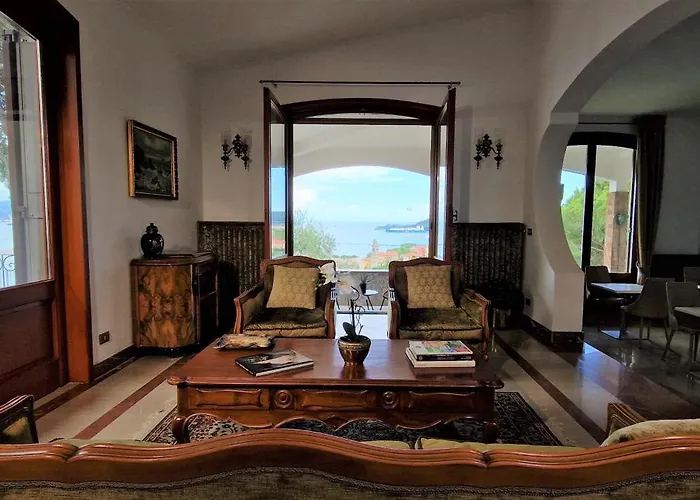 Villamara Luxury Pensión La Spezia