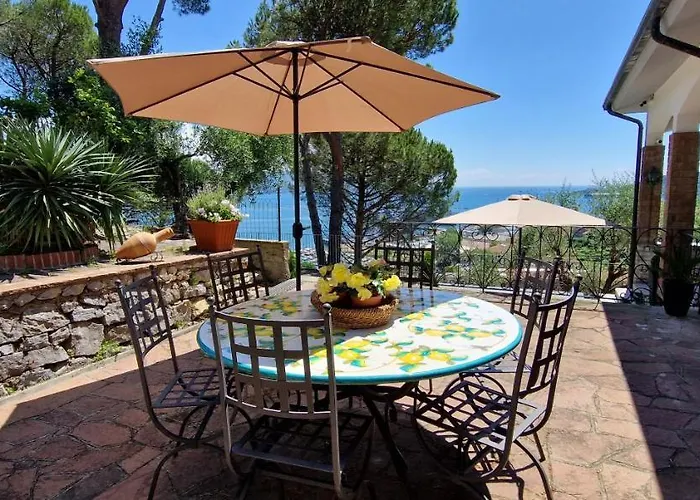 Pensjonat Villamara Luxury La Spezia